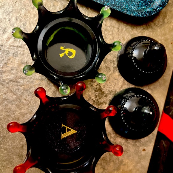 CROWN TRINKET BOXES 👑 - Picture 6 of 12